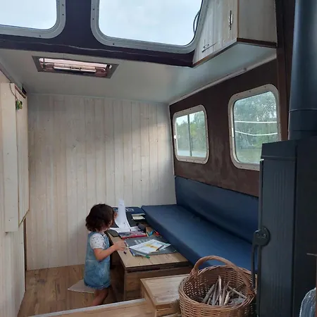 Boat Judy Proche Paris Maurecourt